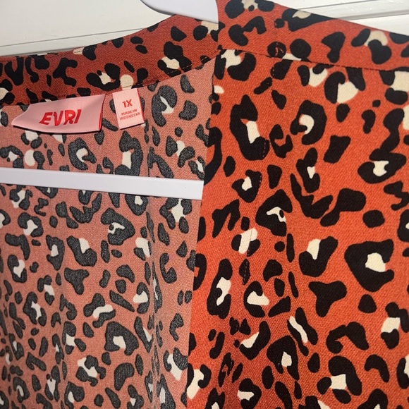 Evri leopard cardigan size 1X - Picture 2 of 5